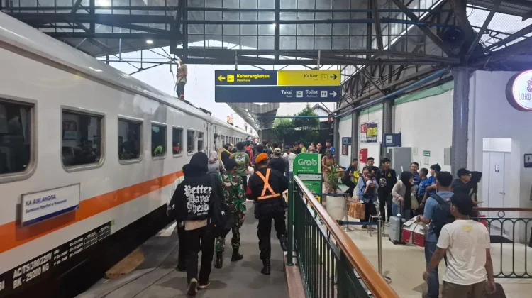 Sambut Long Weekend, KAI Semarang Operasikan KA Tambahan