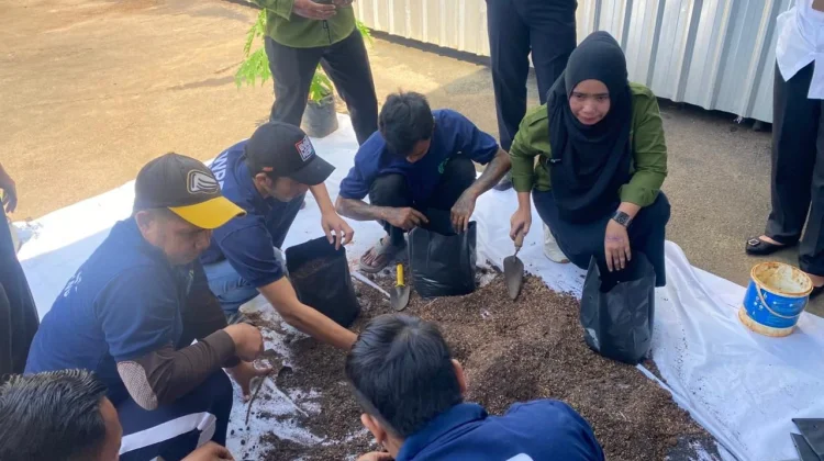 Dari Balik Jeruji, Warga Binaan Lapas Semarang Belajar Jadi Petani
