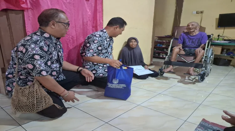 Pemkab Purworejo Pantau Kondisi Masinis Mbah Slamet Bintaro di Usia Senja