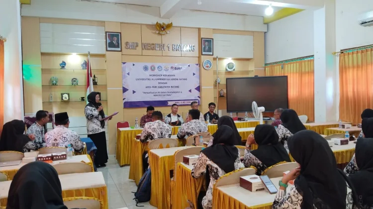 Guru di Batang Diajari Trik Khusus, Jadikan AI Sahabat Edukatif untuk Mengajar