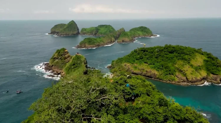 Pulau Bedil, ‘Raja Ampat’ Tersembunyi di Ujung Timur Banyuwangi