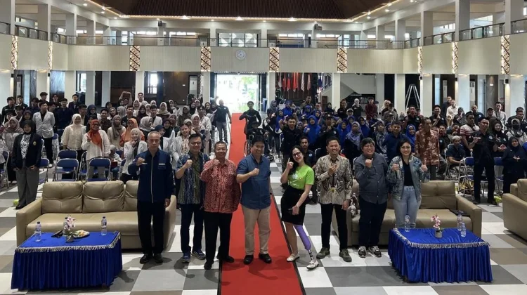 Gandeng Microsoft Elevate dan Alunjiva, UMK Gencarkan Literasi AI Inklusif