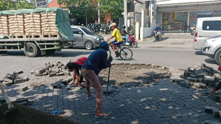 Jalan Citarum Segera Dibeton, Pemkot Semarang Upayakan Penanganan Permanen
