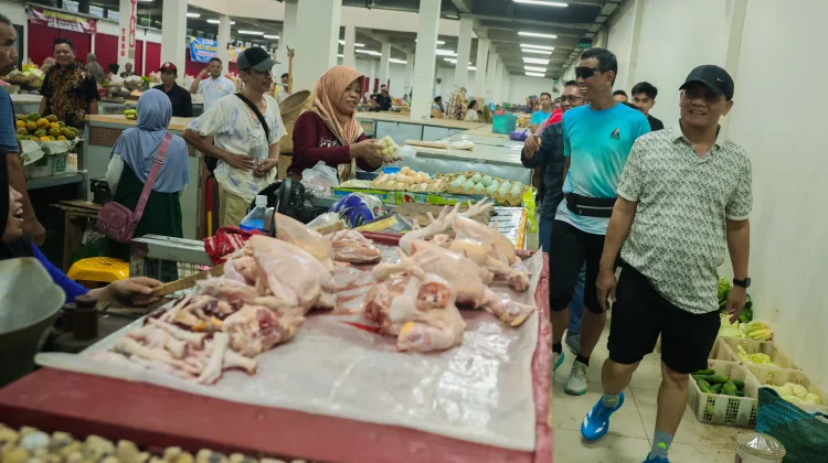 Usai Blusukan, Ahmad Luthfi Siapkan Revitalisasi Pasar Wage Purwokerto