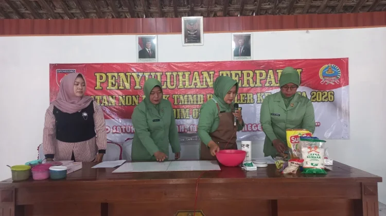 Belajar Bikin Donat Bareng TNI, Warga Desa Ngodo Didorong Punya Usaha Sendiri