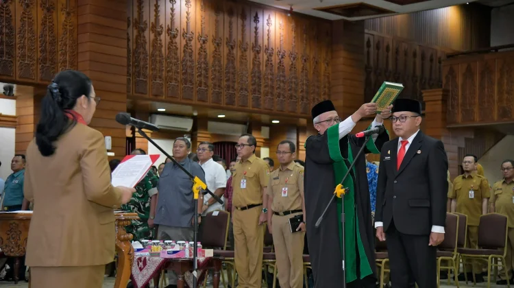 Wali Kota Agustina Resmi Lantik Handi Priyanto Sebagai Sekda Kota Semarang