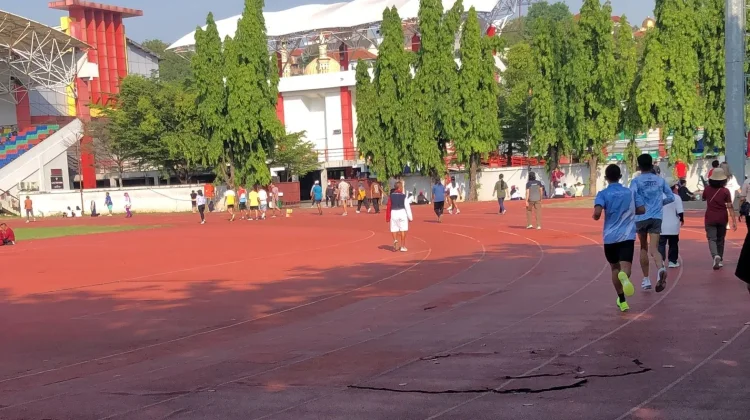 Halo RRI, Kondisi Lintasan Lari GOR TLJ Semarang yang Rusak Dikeluhkan Masyarakat
