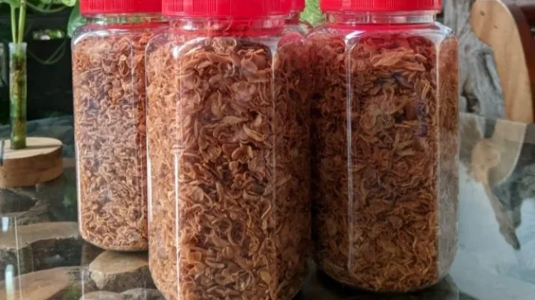 Kesalahan yang Membuat Bawang Merah Goreng Cepat Melempem