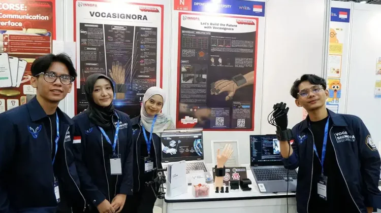 Mahasiswa Vokasi Undip Raih Gold Medal dan Best Innovation Award di Malaysia