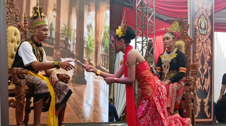 Tampilkan Seni Ketoprak, SMP 4 Batang Bersiap menuju Sekolah Budaya