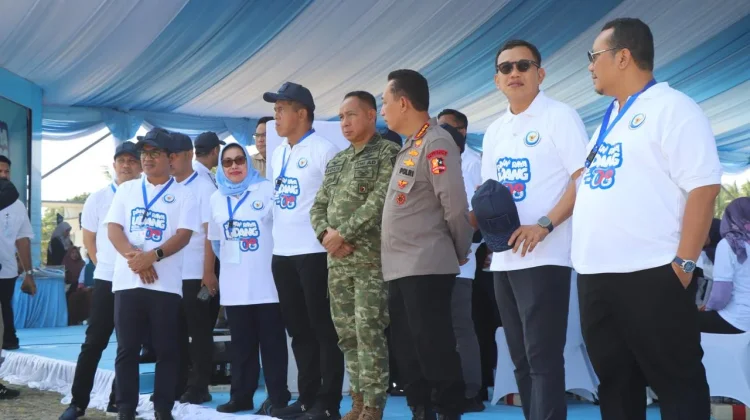 Barantin Dampingi Presiden Panen Raya Udang di Kebumen