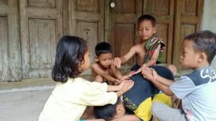 Makna Lagu Cublak-Cublak Suweng, Lagu Dolanan Tradisional Jawa tengah