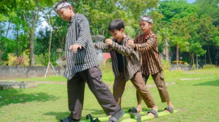 Perlunya Rebranding Permainan Tradisional agar Diminati Generasi Muda