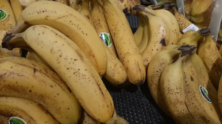 Mengenal Arti Warna Kulit Pisang bagi Kesehatan