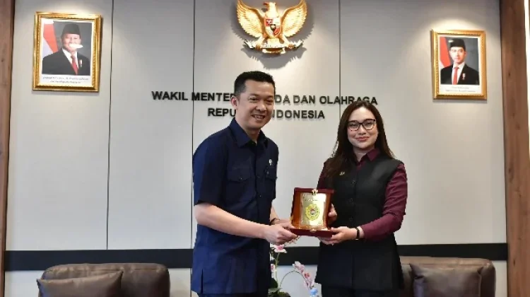 Wamenpora RI Taufik Hidayat Terima Audiensi Wakil Wali Kota Kupang