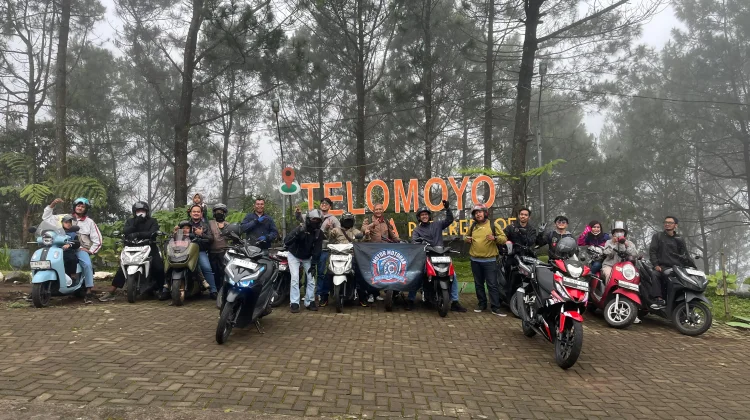 Touring Motor Jadi Hobi Sekaligus Healing
