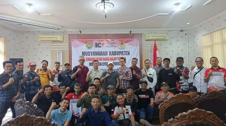 Munawir Pimpin Pengkab ICF/ISSI Kendal 2026-2030