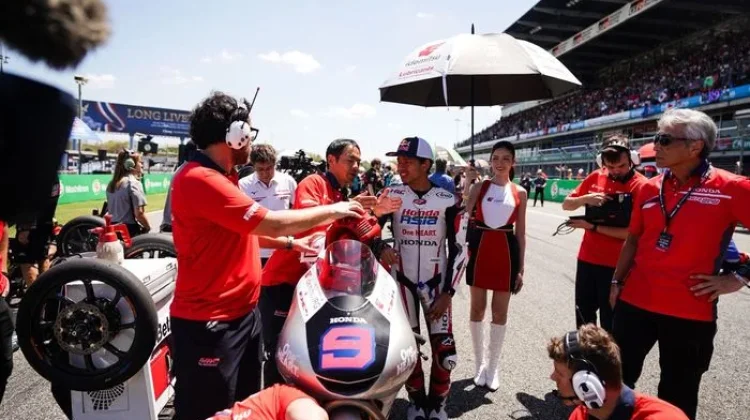 Veda Ega Pratama Gagal Start dari Baris Depan di Moto3 Italia 2026