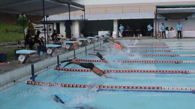 Shark Diving Club Bandung Raih Juara Umum Finswimming Nasional 2026