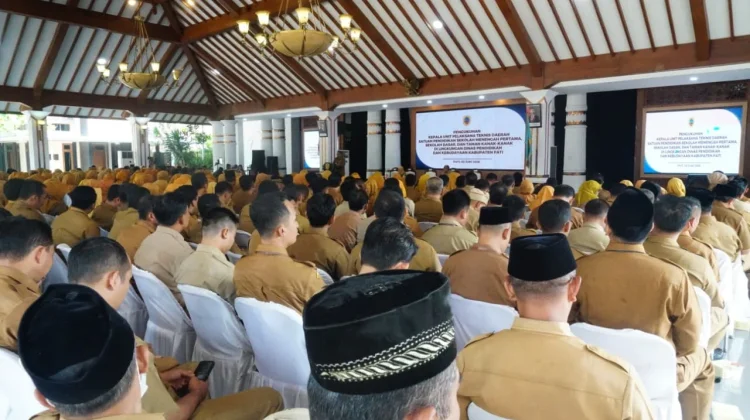 Pengukuhan 242 Kepala Sekolah Perkuat Mutu Pendidikan di Kabupaten Pati