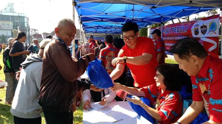 Paguyuban Tionghoa Magelang Bantu Warga, 2.000 Paket Sembako Dijual Separuh Harga