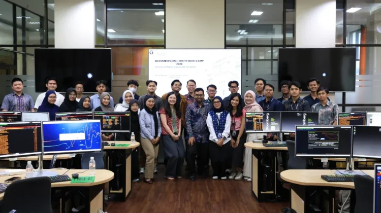 FEB Undip Gandeng Bloomberg Singapore Tingkatkan Literasi Investasi