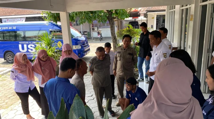 Pipa Resapan Horisontal USM Atasi Genangan Air Pasca Hujan di Kecamatan Patebon
