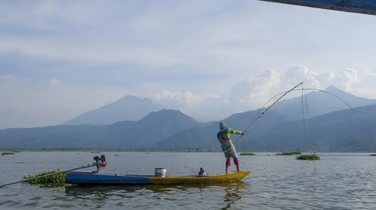 Karamba Apung Rawa Pening, Surga Bagi Pemancing