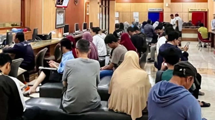 Pelayanan Publik RT/RW Tak Boleh Terhambat Masalah Sosial, Lurah Punya Kewenangan