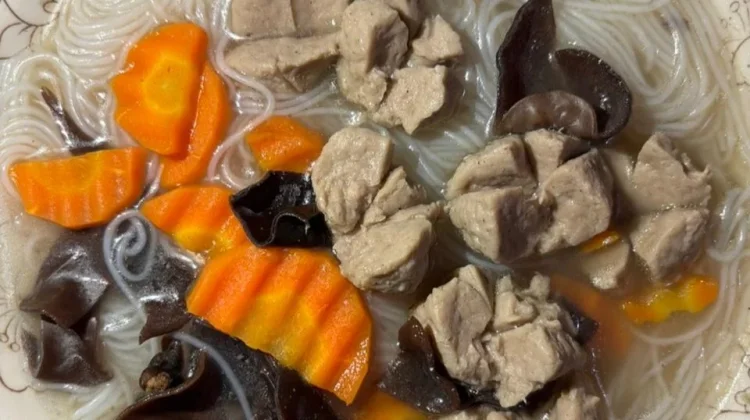 Resep Sop Bakso Wortel dengan Misoa dan Jamur