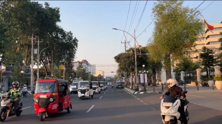 Mobilitas Warga Kota Semarang Tinggi, Bajaj Maxride Perluas Ekspansi Layanan