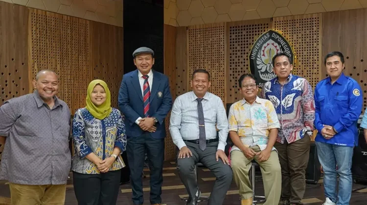 Kolaborasi Undip dan 'Dokter Jamban' Perluas Akses Sanitasi Layak bagi Masyarakat