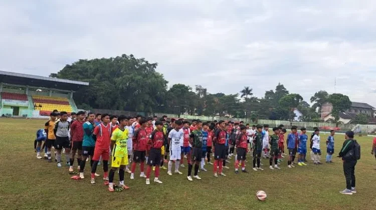 295 Pesepakbola Muda Jateng Ikuti Seleksi Soekarno Cup di Salatiga