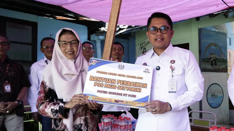Atap Lapuk dan Berlubang, PAUD Setyo Rini Magelang Dapat Bantuan Perbaikan
