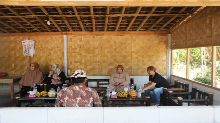 Pemkab Purworejo Siapkan Langkah Cegah Abrasi Rusak Prasasti Kayu Arahiwang