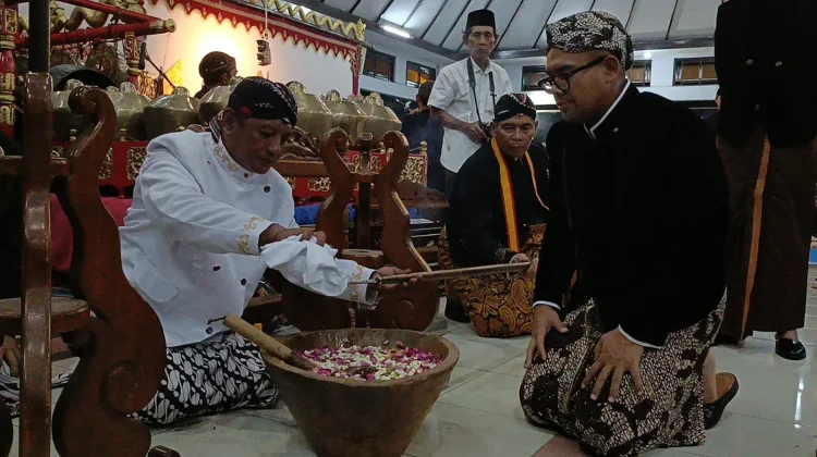 Budayawan: Satu Suro Momentum Introspeksi di Tengah Hiruk Pikuk Kehidupan Modern