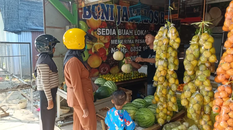 Harga Pertamax Naik, Harga Buah Impor di Batang ikut Meroket