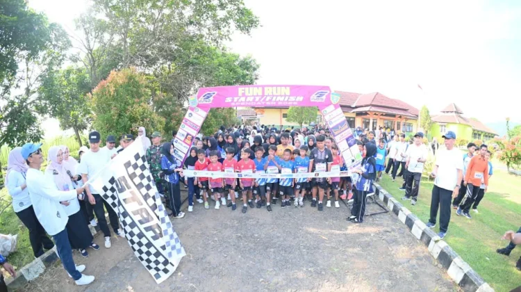Dies Natalis ke-34, SMPN 2 Tersono Tanamkan Budaya Hidup Sehat Lewat Fun Run