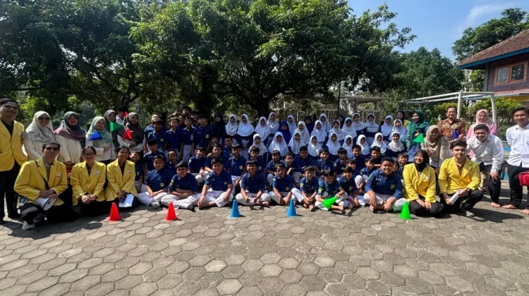 Gelar Pelatihan dan Simulasi Bencana, Unnes Bekali Siswa SD Hadapi Situasi Darurat