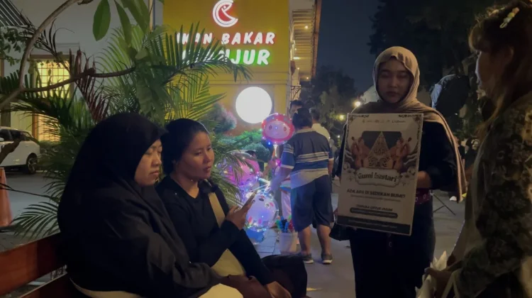 Kampanye di Kota Lama, Mahasiswa USM Kenalkan Makna Sedekah Bumi ke Generasi Muda