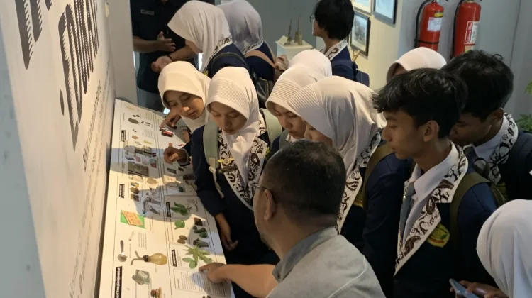 Kenali Bahaya Narkoba dari Dekat, BNN Batang Ajak Pelajar Jelajah Ruang Edukasi
