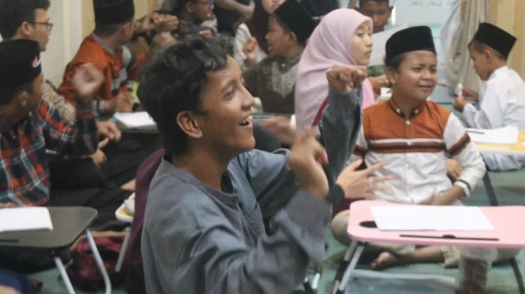 TPQ Assakinah Teman Tuli Pekalongan Akses Belajar Al-Qur'an Penyandang Tunarungu