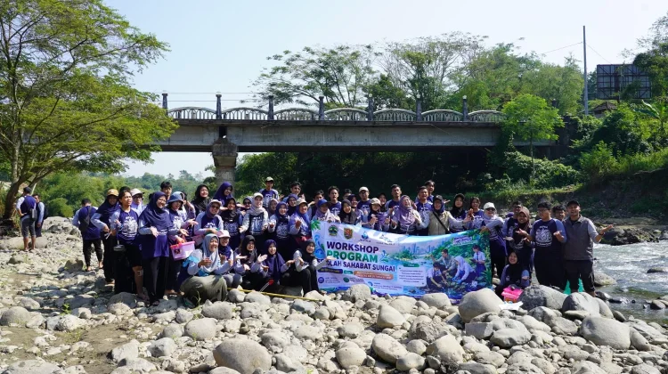 Program Sekolah Sahabat Sungai Ajari Pelajar Soal Literasi Air