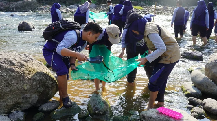 Program Sekolah Sahabat Sungai Ajari Pelajar Soal Literasi Air
