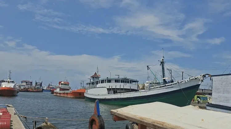 Izin Kapal Kecil Digratiskan, Pemprov Jateng Minta Nelayan Lapor Jika Ada Pungutan