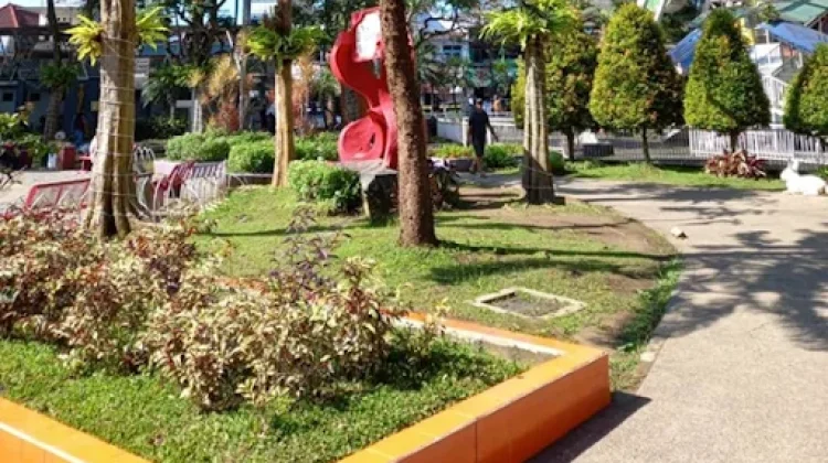 Melepas Penat dengan Menikmati Taman Kota