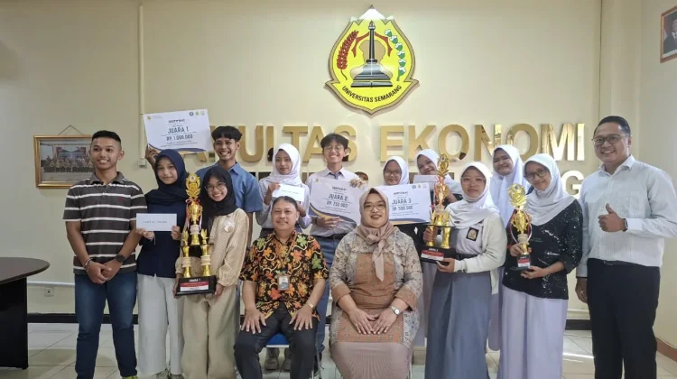 Tim SMAN 10 Juarai Campus Experience Challenge USM