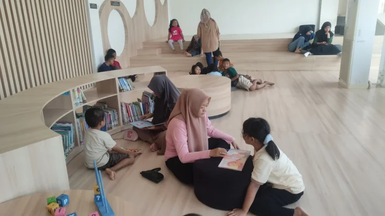 Liburan Seru di Perpusda Kendal, Anak-anak Bisa Ikut Kelas Balet hingga Outbound