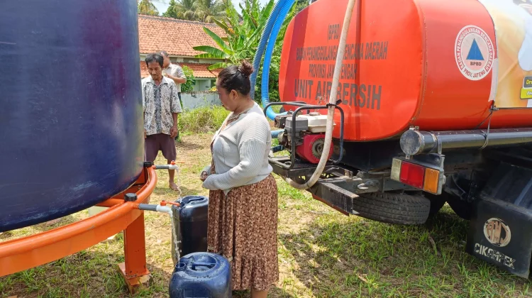 Jateng Sediakan 123 Juta Liter Air Bersih Hadapi Kekeringan, 18 Daerah Siaga