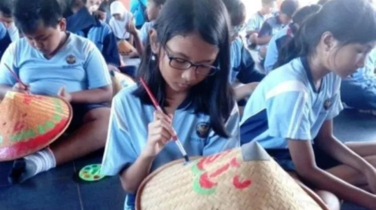 Libur Sekolah, Desa Wisata Kandri Tawarkan Pengalaman Bertani hingga Main Egrang